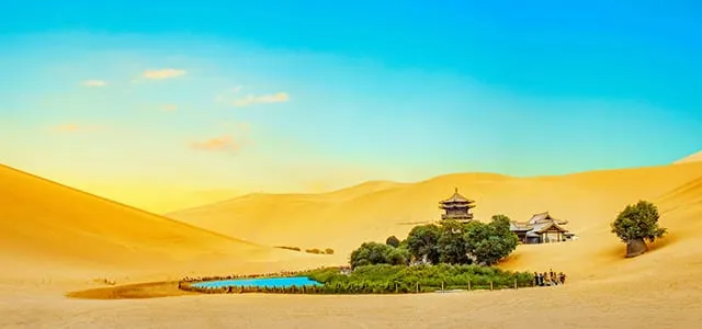 Mingsha Mountain & Crescent Lake — Dunhuang desert wonder, the miracle of sand and spring coexisting